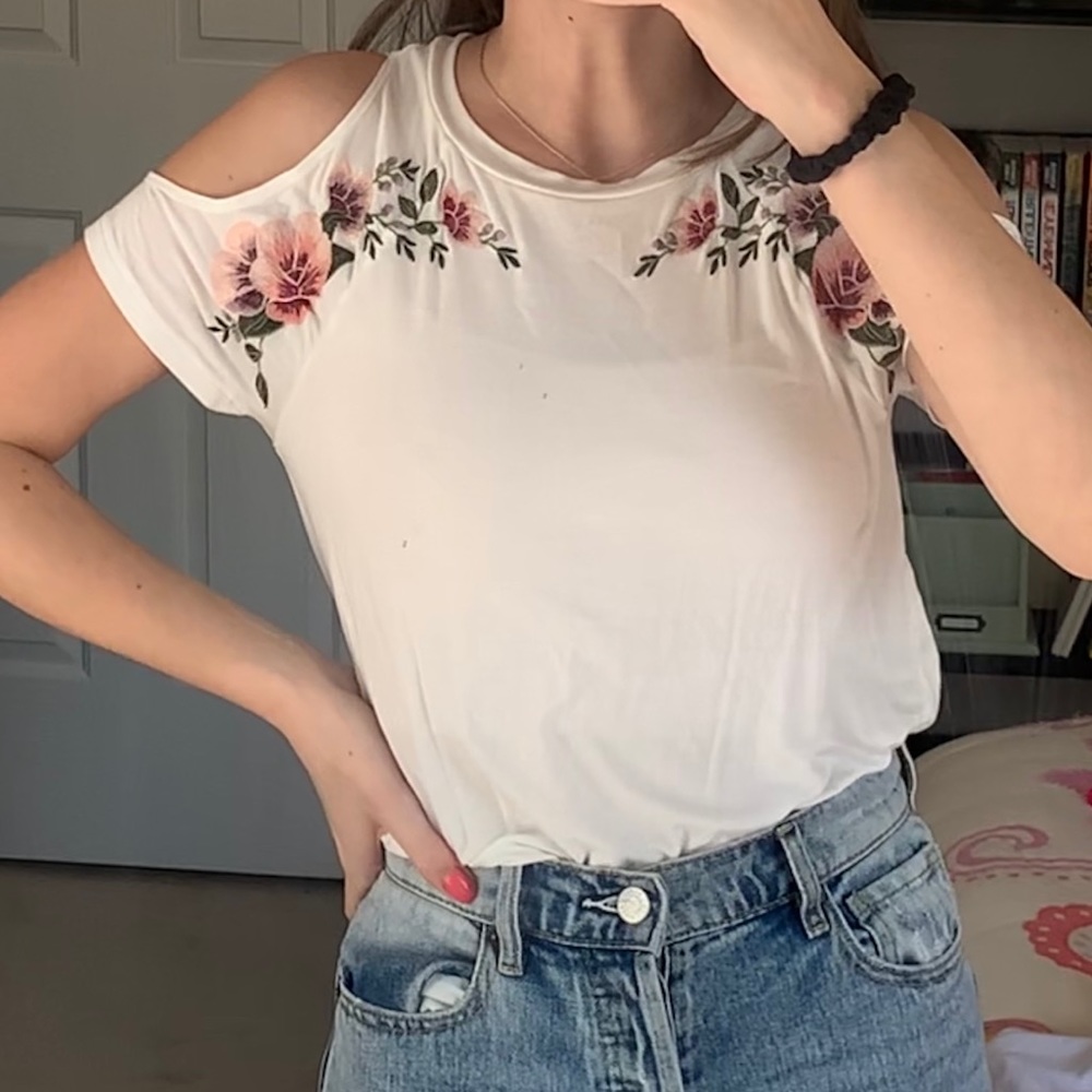 Floral cold shoulder top American Eagle